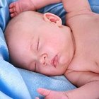 Poner a dormir a un bebé después de alimentarlo