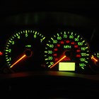 Como diagnosticar problemas nas luzes do Toyota Corolla