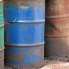Como limpar um barril velho de petróleo para armazenar diesel