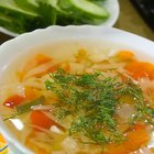 Cómo corregir una sopa salada