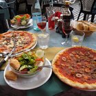 Ensaladas para acompañar la pizza