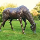 Como fazer um cavalo de papel machê