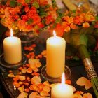 Ideas para centros de mesa para una fiesta de cumpleaños de 80 años con velas y flores