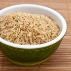 Long grain brown rice (full frame)