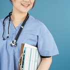 ¿Cuanto gana por hora un auxiliar de enfermería principiante?