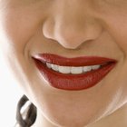 Cómo aclarar el color oscuro del labio superior con remedios caseros naturales