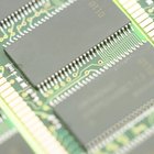 What Advantages Does DRAM Have Over SRAM?