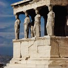 Quais eram as semelhanças entre os deuses gregos e romanos?