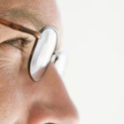 Como ajustar as plaquetas de óculos que estão muito próximas do rosto