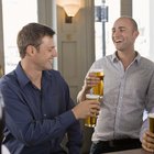 Como transformar uma geladeira em um distribuidor de cervejas