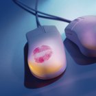 Como ler histórias românticas sensuais de graça na internet