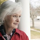 Quais são as causas das cólicas após a menopausa?