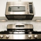La altura estándar de los microondas sobre la cocina