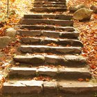 Cómo planificar un diseño sencillo y construir una escalera de piedra para tu paisaje
