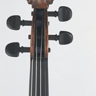 Como trocar o encordoamento de um violoncelo