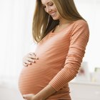 Pregnant woman with prenatal vitamins