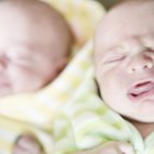 O peso médio ao nascer de gêmeos prematuros