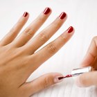 Cómo lograr que el esmalte de uñas dure más tiempo y no se descascare sin usar esmalte transparente