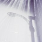 ¿Qué tipo de luz se puede utilizar en una ducha cerrada?
