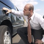 Como remover arranhões de estacionamento do acabamento do carro