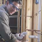 Cómo conectar tubos de PVC con acoplamiento