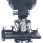 O que são as lentes objetivas de um microscópio?