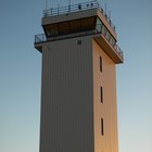 Sueldo de un operador de control de tránsito aéreo