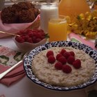 Baked oatmeal with pears and seeds