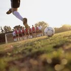 Quais são as habilidades fundamentais no futebol?