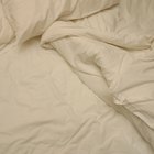 Cómo deshacerte de la pelusa de las sábanas