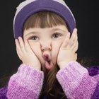 Cómo hacer que los niños dejen de morder el interior de sus bocas