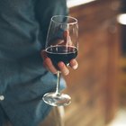 People toasting glasses of wine