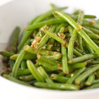 green string beans in a bowl