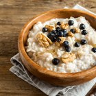 oatmeal porridge with walnuts