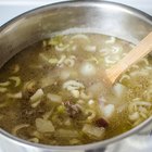 Slow Cooker White Bean Beer and Ham Soup -1
