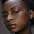 Estilos de maquiagem para pele negra