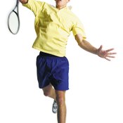 An adult male can burn more than 400 calories playing tennis.