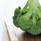 Eating raw broccoli daily provides you with needed vitamin C.