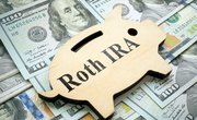 How to Roll Over PERS Into a Roth IRA