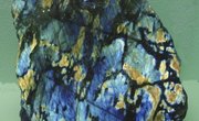 How Is Labradorite Mined?