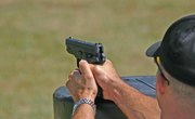 How to Shoot a Glock 22 With Accuracy