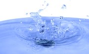 How to Separate Blue Food Coloring From Water