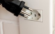 How Does a 3-Pin Plug Work?
