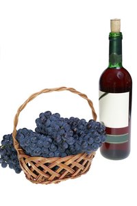 Wine . . .  Fotolia_4112064_XS