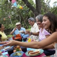 Family Reunion Meet-and-Greet Ideas