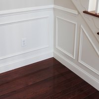 How to Add Molding Squares to a Wall | eHow