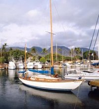 Island hopping in Hawaii usually means hopping on a plane at one island and hopping off at another. Though attempts were made to initiate a statewide ...