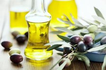 Pure Olive Oil As a Body Moisturizer