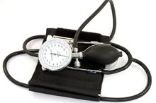 如何校准血压计的说明