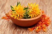 How to Cook With Safflower Oil